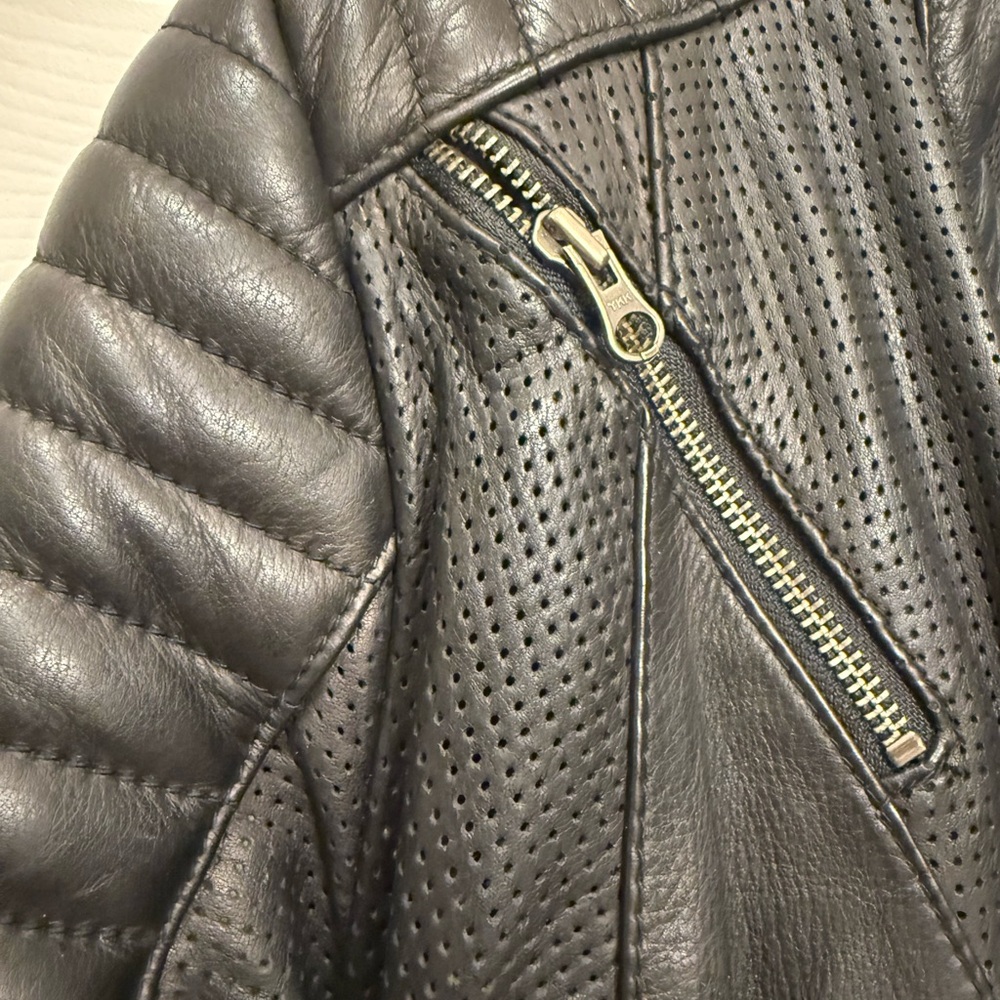 Black Arrow Motorcycle Black Leather Jacket - Picture 11 of 12